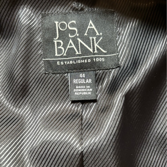 Jos. A. Bank Black Trench Coat 44R - Picture 2 of 2